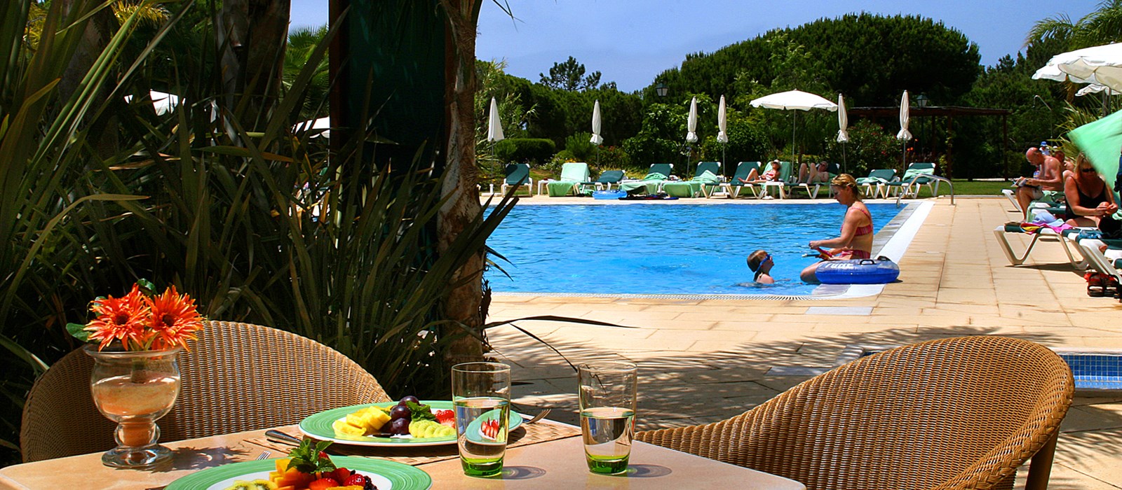 Arcos Lounge & Pool Bar Formosa Park Apartment Hotel