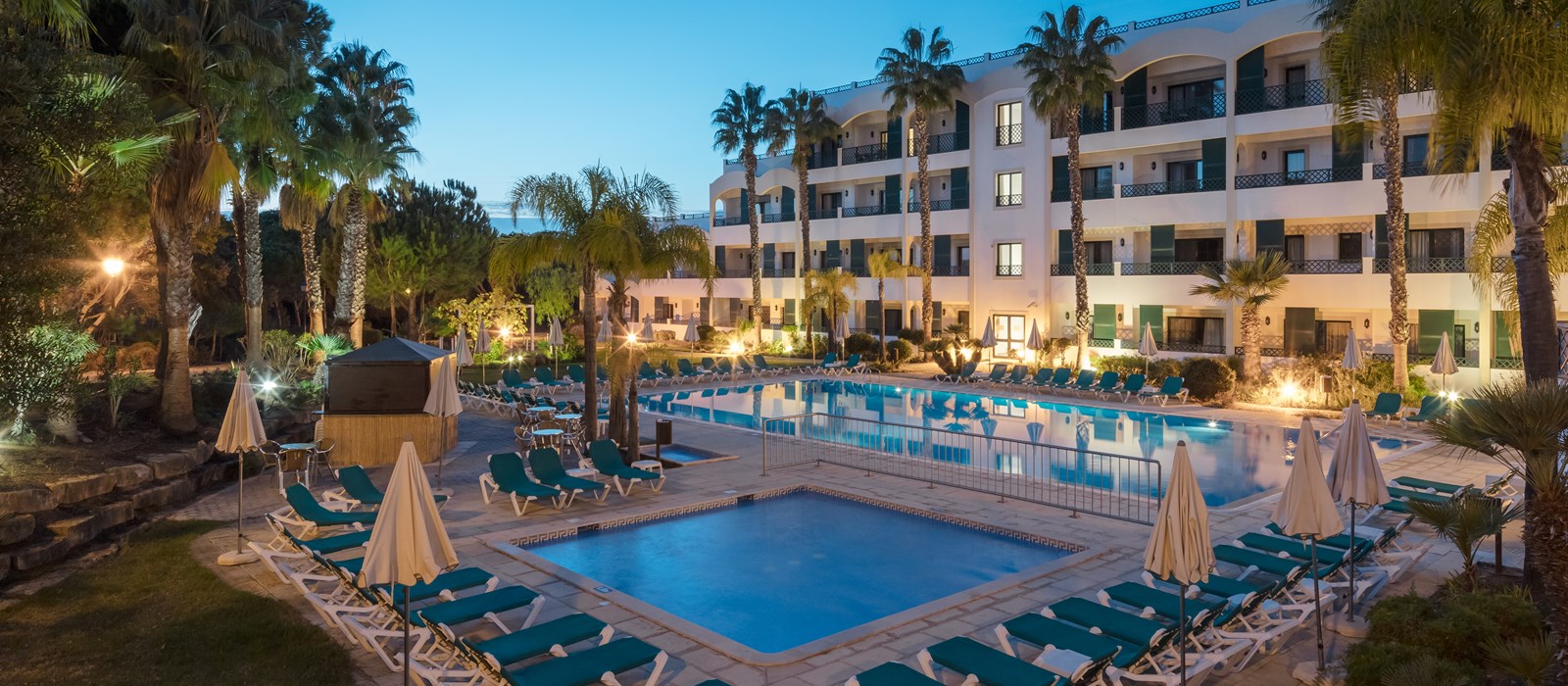 Contacts Formosa Park Apartment Hotel